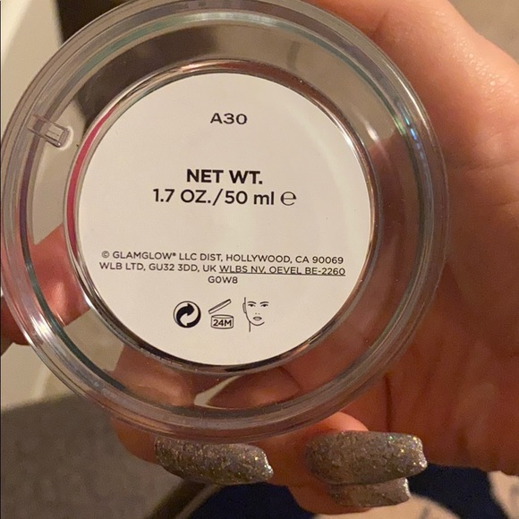 NWOB GlamGlow MoistureTrip - Picture 4 of 4